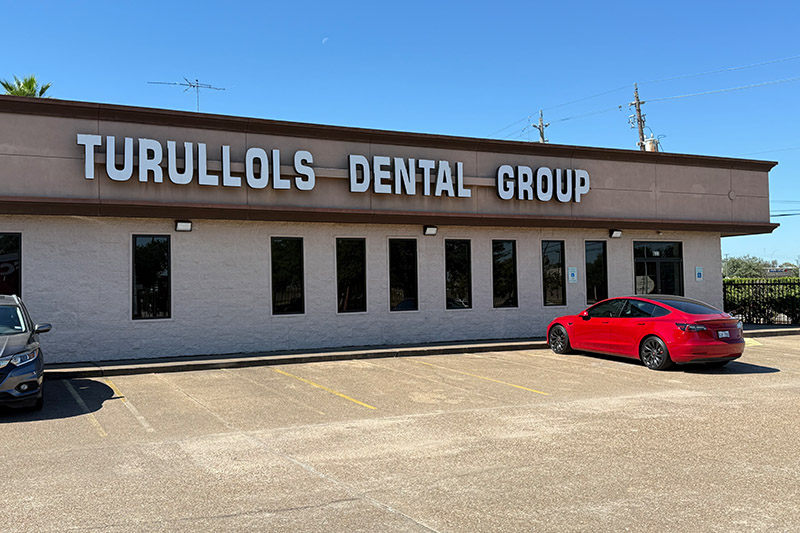 Dentist in Houston